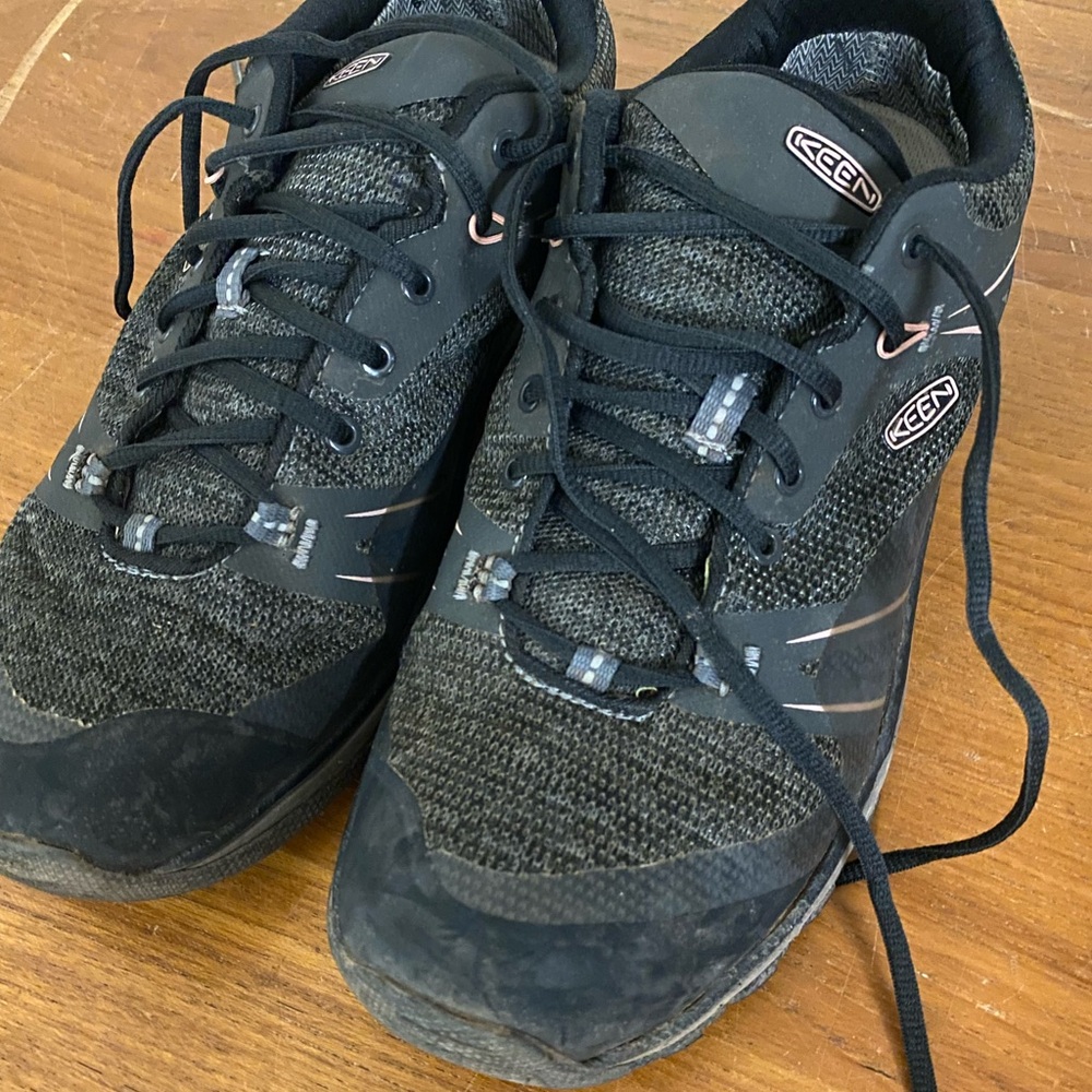 Keen hiking shoes